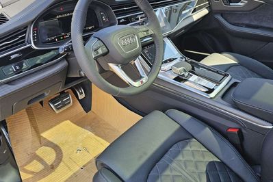 Audi Q7 50 TDI quattro S Line