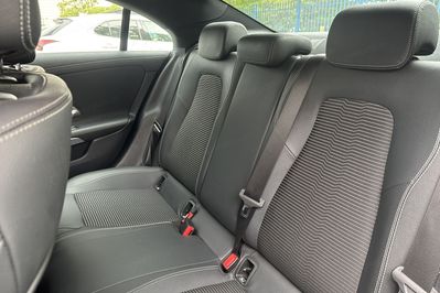 Mercedes CLA 200