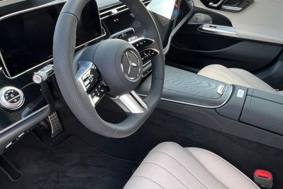 Mercedes Klasa E 220 d  4-Matic AMG