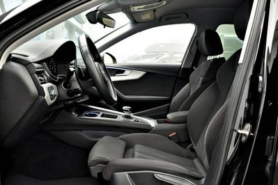 Audi A4 40 TFSI mHEV quattro S Line S tronic