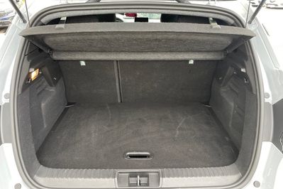 Renault Captur Techno 1.6 E-Tech Hybrid AT