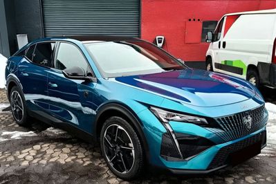 Peugeot 408 GT Exclusive S&S 1.2 mHEV  e-DSC6