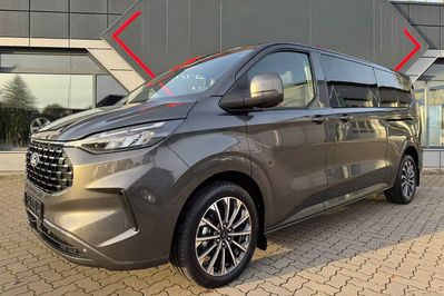 Ford Tourneo Custom 320 L2 Titanium A8