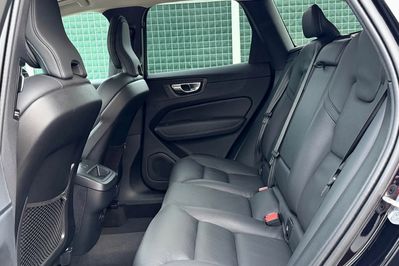 Volvo XC60 B4 D AWD Plus Bright