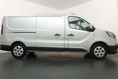 Renault Trafic dCi L2H1 Extra AT9