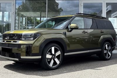 Hyundai Santa Fe 1.6 T-GDI HEV Platinum 4WD aut 5os.