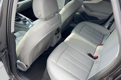 Audi A4 40 TDI mHEV S tronic