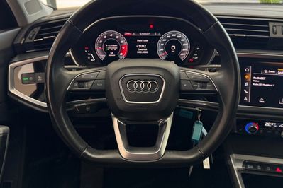 Audi Q3 35 TFSI mHEV S tronic