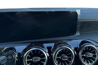 Mercedes CLA 200 AMG Line