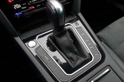 Volkswagen Passat 2.0 TDI Elegance DSG
