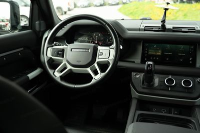 Land Rover Defender 110 Hardtop 3.0 D300 mHEV