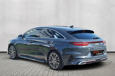 Kia Ceed 1.5 T-Gdi Gt Line Dct