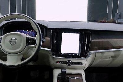 Volvo V90 Cross Country D4 AWD Pro