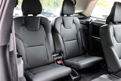 Volvo XC90 T8 AWD Plug-In Hybrid Plus Dark 7os aut