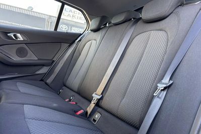 BMW Seria 1 118i Advantage aut