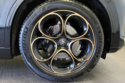 Alfa Romeo Stelvio Intensa Q4