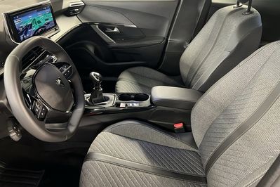 Peugeot 2008 ALLURE 1.2 PureTech