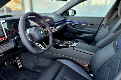 BMW Seria 5 530e xDrive M Sport