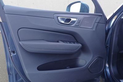 Volvo XC60 B5 B AWD Plus Bright aut