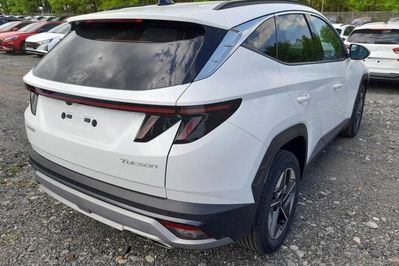 Hyundai Tucson 1.6 T-GDi HEV Smart 2WD aut