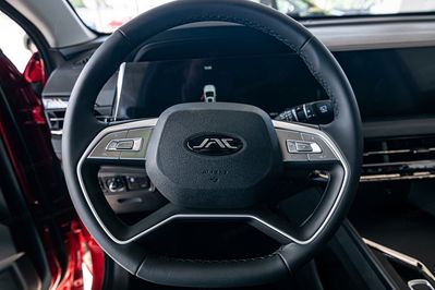 Jac JS8 Pro 1.5 T-GDI 7 DCT 7os.