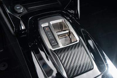 Peugeot 2008 Allure e-DCS 1.2 mHEV