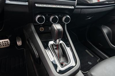 Renault Arkana 1.3 TCe mHEV R.S. Line EDC