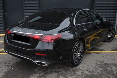 Mercedes Klasa E 220 d 4-Matic AMG