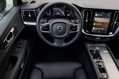 Volvo V60 CC Plus B4 D AWD aut