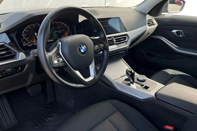 BMW Seria 3 318d Advantage aut