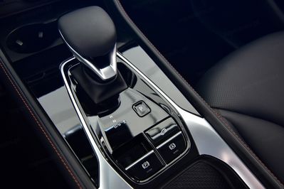 MG HS Exclusive 1.5 AT