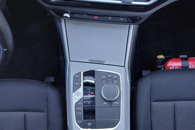 BMW Seria 3 318d mHEV aut