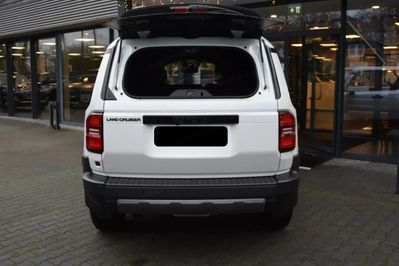 Toyota Land Cruiser Executive 2.8 MHEV