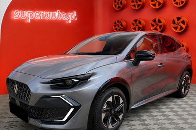 Renault Clio Techno 1.8 E-TECH Full Hybrid