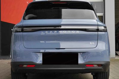 Leapmotor B10 Design Hybrid EV 18,8 kWh