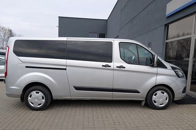 Ford Transit Custom L2H1 AT