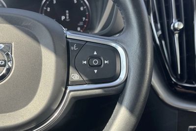 Volvo XC60 B4 B Momentum