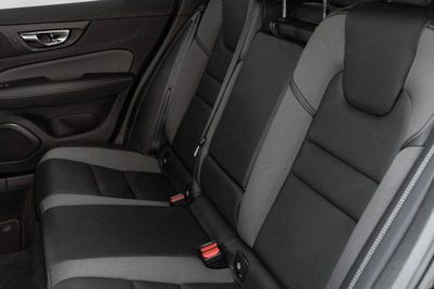 Volvo V60 B4 D R-Design