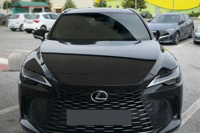 Lexus RX 450h+ Omotenashi 2.5 Hybrid Plug-in