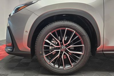 Lexus NX 350h Omotenashi 2.5 Hybrid AWD