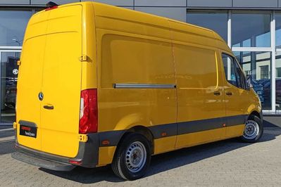 Mercedes Sprinter L2H2 Zabudowa Kurier