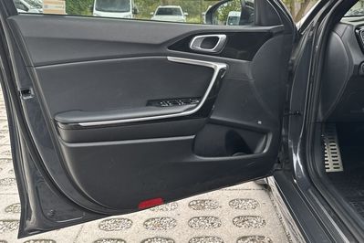 Kia Ceed GT-Line 1.5 T-GDI  DCT