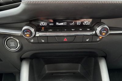 Mazda 3 2.0 Center-Line