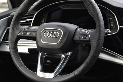 Audi Q8 TFSI e quattro