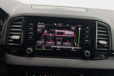 Skoda Karoq 2.0 TSI 4x4 DSG Sportline