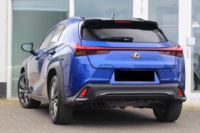 Lexus UX 300h F Sport Design 2.0 Hybrid Dynamic Force