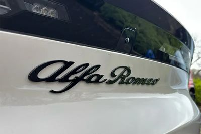 Alfa Romeo Junior 1.2 Ibrida Ti