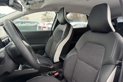Renault Captur Techno 1.6 E-TECH Full Hybrid