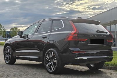 Volvo XC60 B5 AWD Plus Bright