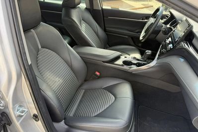 Toyota Camry Hybrid Prestige